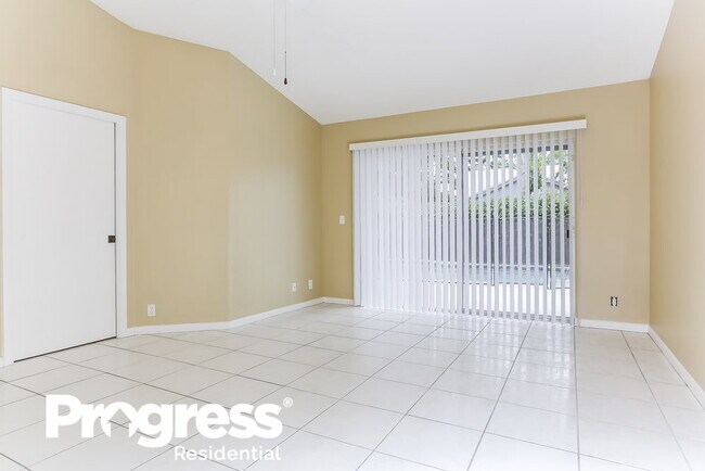 Foto del edificio - 5339 NW 99th Ln
