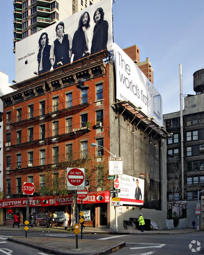 Foto principal - 313 E 60th St