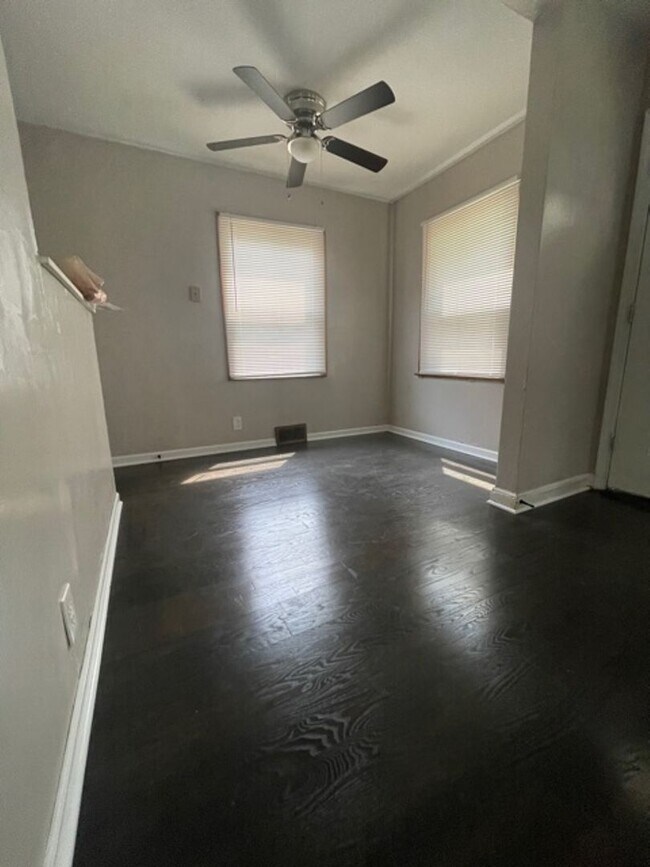 Foto del edificio - 4456 N 45th St
