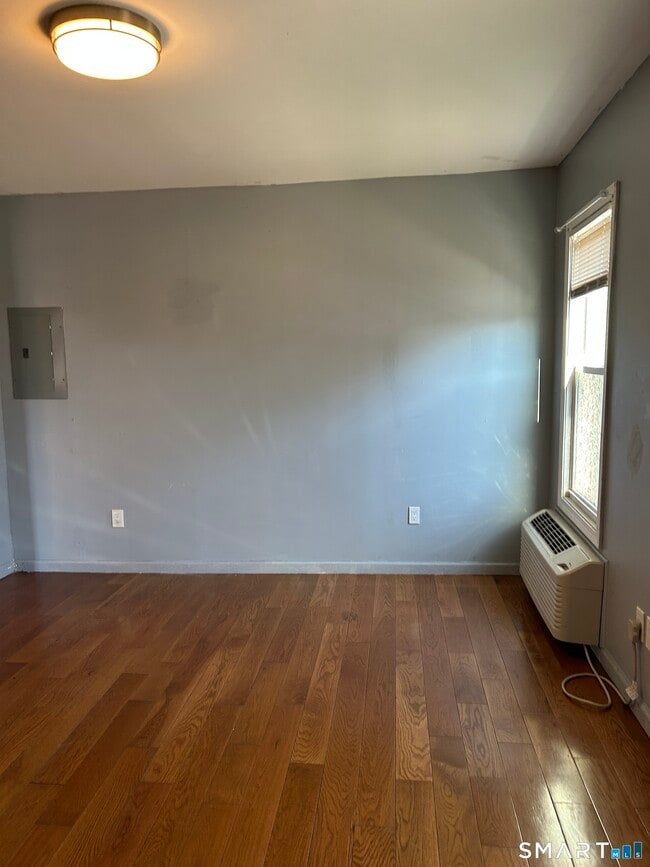 Foto del edificio - 20 Sherman Ave