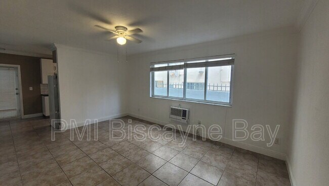 Building Photo - 305 69th St