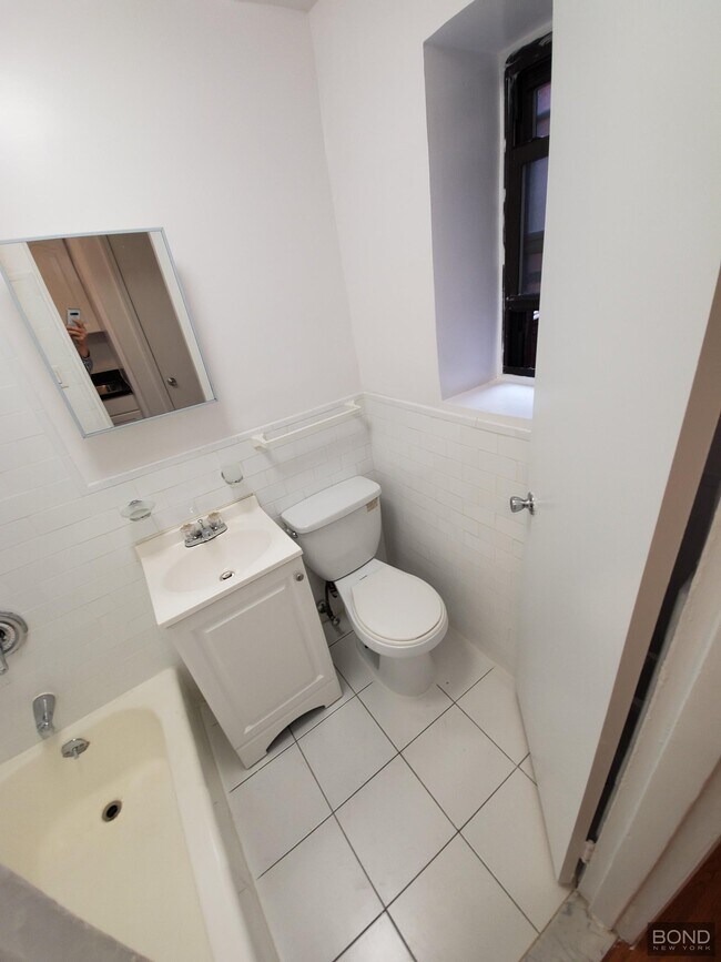 Foto del edificio - 257 E 61st St