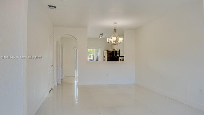 Foto del edificio - 17046 SW 137th Pl