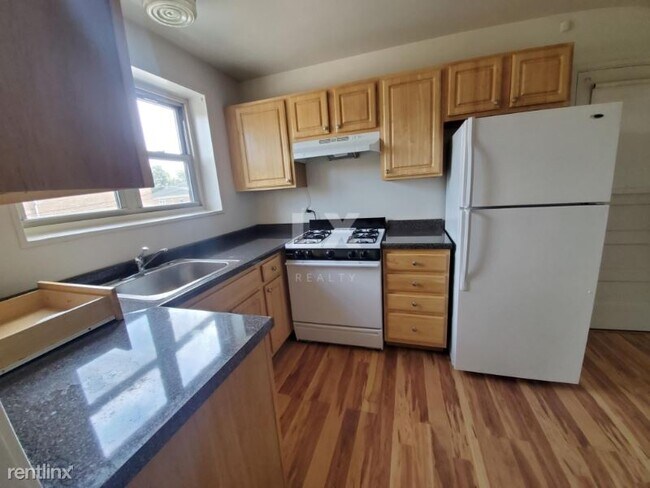 Building Photo - 1 br, 1 bath Apartment - 4927 Crain St