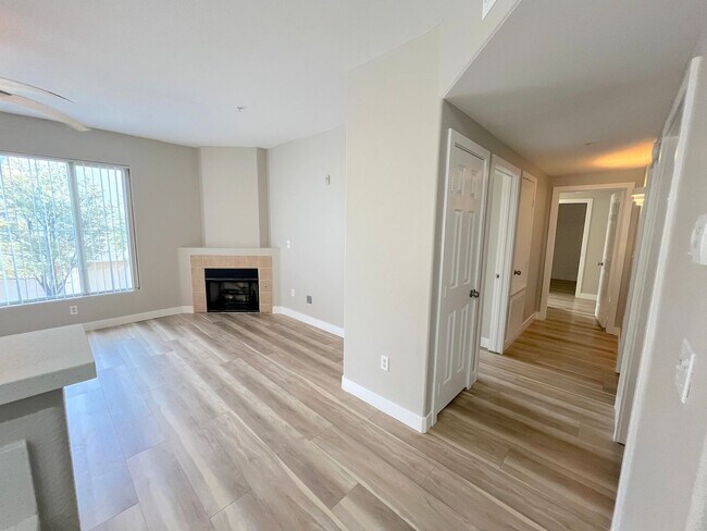 Foto del edificio - VERY NICE 2BED/2BATH WITH 1 CAR GARAGE IN GATED VISTANA CONDOMINIUMS