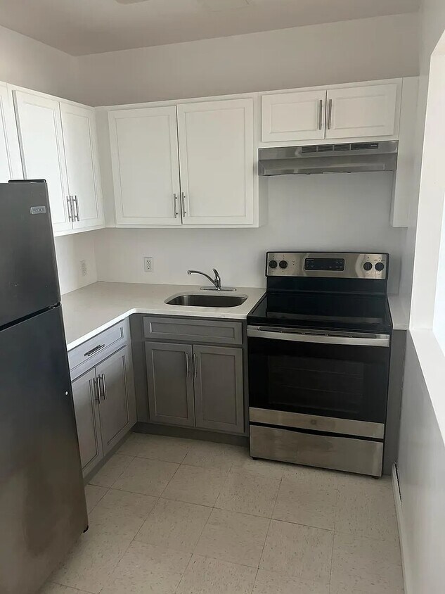 Foto principal - 26 W Columbia St