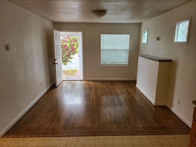 Foto del edificio - Single Story Home in San Pablo, CA.
