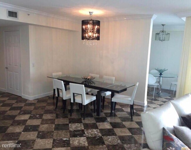 Building Photo - 3 br, 2.5 bath House - 3370 NE Hidden Bay ...