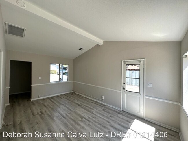 Building Photo - 1 br, 1 bath House - 2404 Fairway Ave.