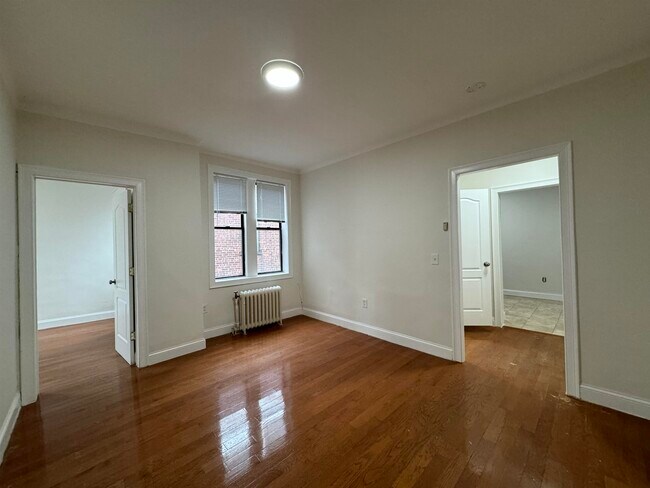 Building Photo - 6099-6001 Hudson Ave