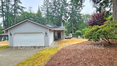 Building Photo - 11389 Symes Rd NW