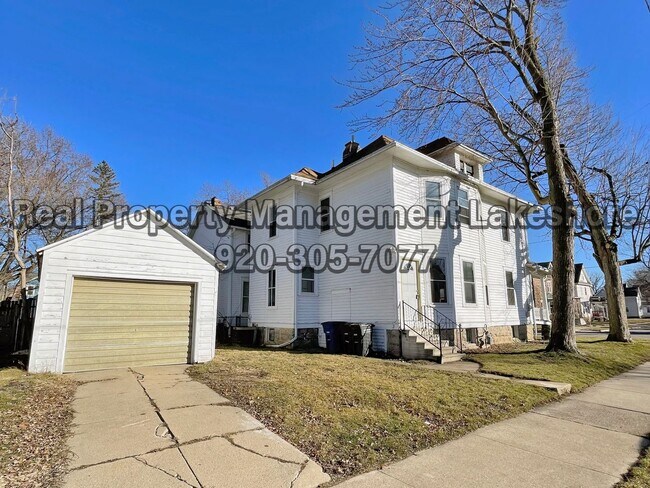 Building Photo - 4 Bedroom, 1 Bathroom House for Rent | Gre...