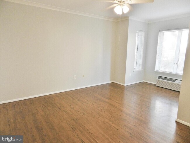 Foto del edificio - 2120 N St NW