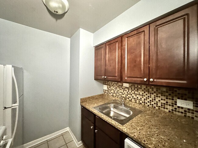 Foto del edificio - 5820 N Sheridan Rd