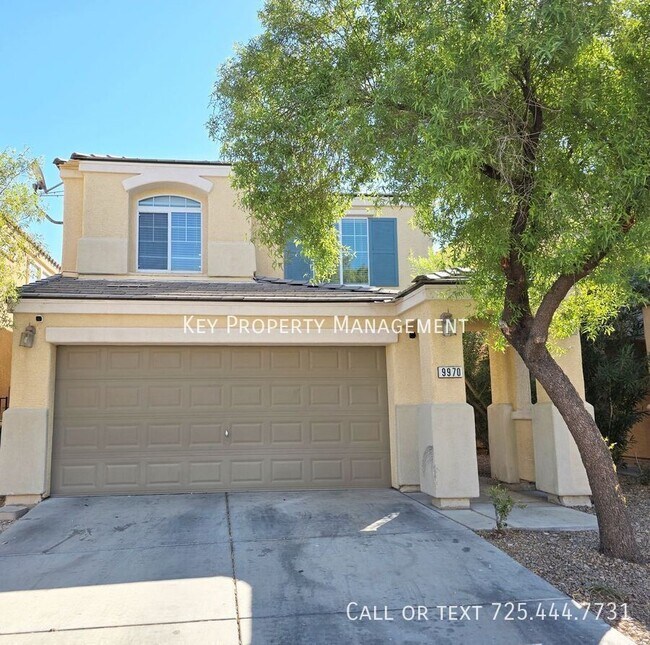Building Photo - SPACIOUS 3 BEDROOM MOUNTAINS EDGE HOME!