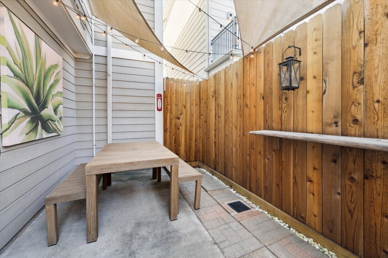 Foto principal - 808 Asbury St