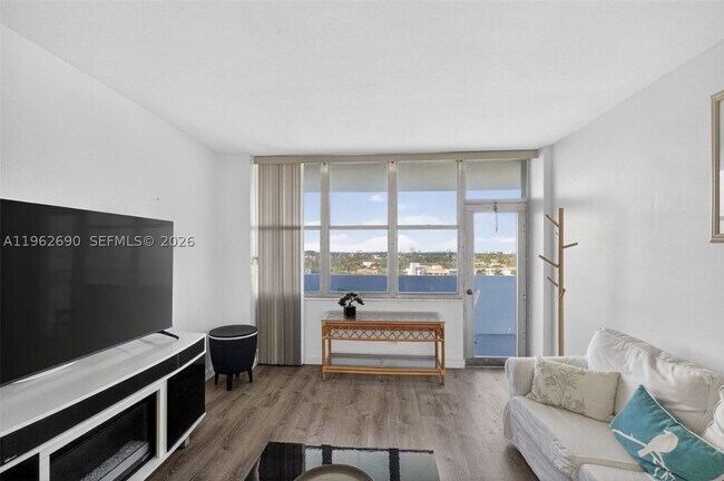 Foto del edificio - 7441 Wayne Ave