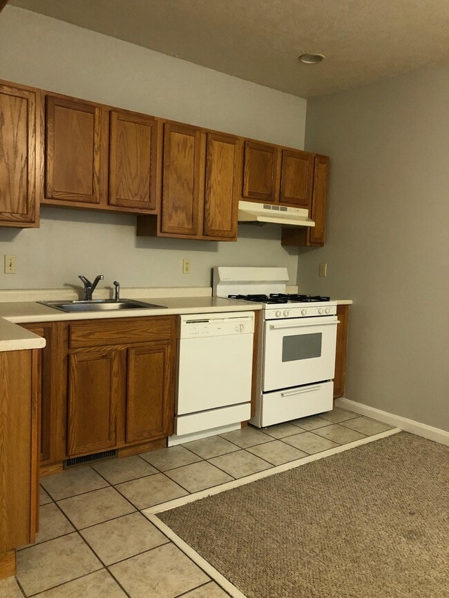 Building Photo - 351 E Front St