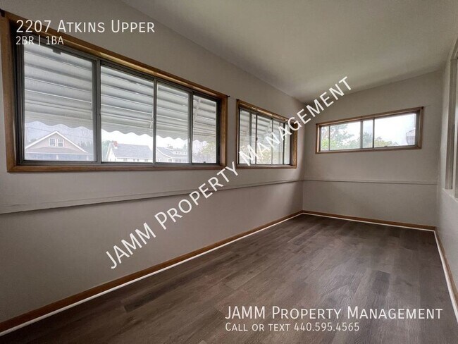 Building Photo - 2-Bedroom Duplex in Beautiful Lakewood