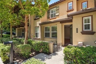 Building Photo - 205 Danbrook