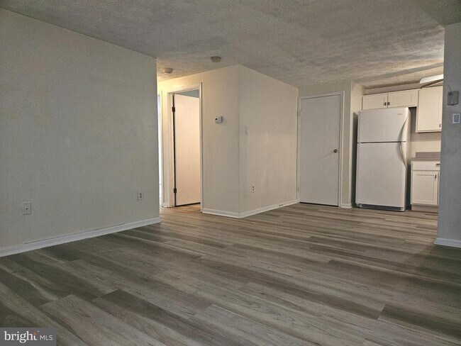 Building Photo - 3929 Greencastle Rd