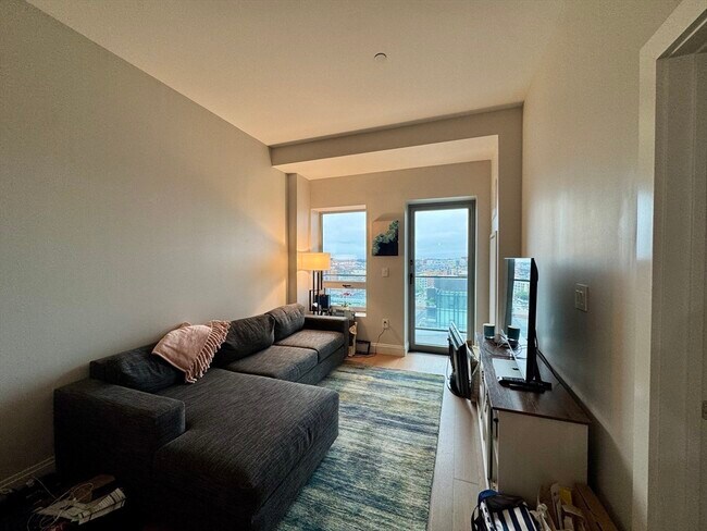 Foto del edificio - 100 Shawmut Ave