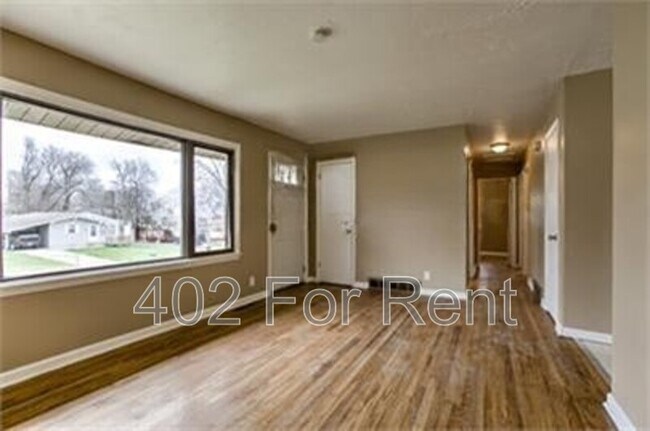 Building Photo - 6016 N 47th St