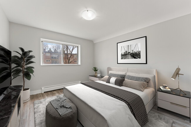 Building Photo - Ironwood Suites
