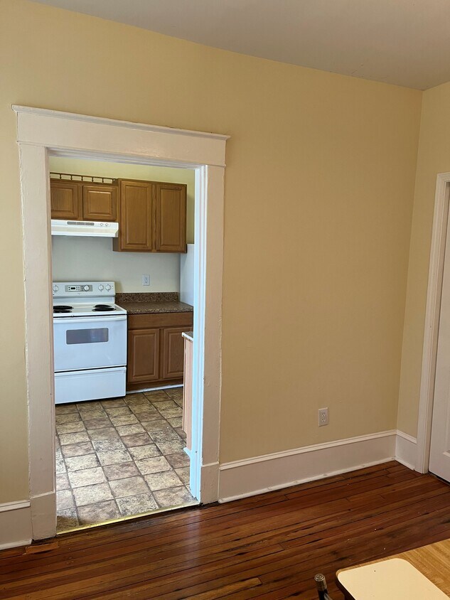 Kitchen & Dining - 72 3rd St NW