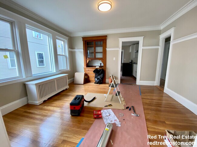 Building Photo - 293 Beech St
