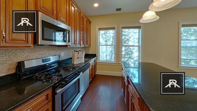 4 bedroom in Boston MA 02120 - 4 bedroom in Boston MA 02120 Apartment