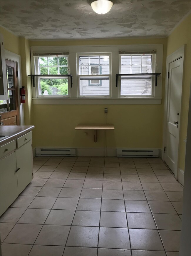 Building Photo - 1 Montview Dr