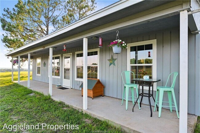 Building Photo - 5 br, 3 bath House - 9776 Calhoun Rd