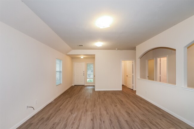 Building Photo - 5538 Plantation Forest Dr