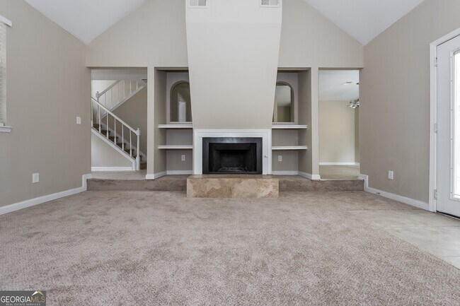 Building Photo - 951 Forest Pointe Way