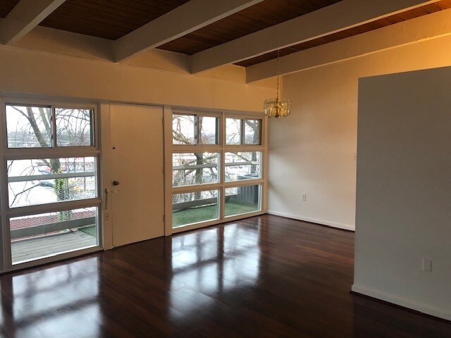 Sala de estar/comedor - 1702 Hannon St