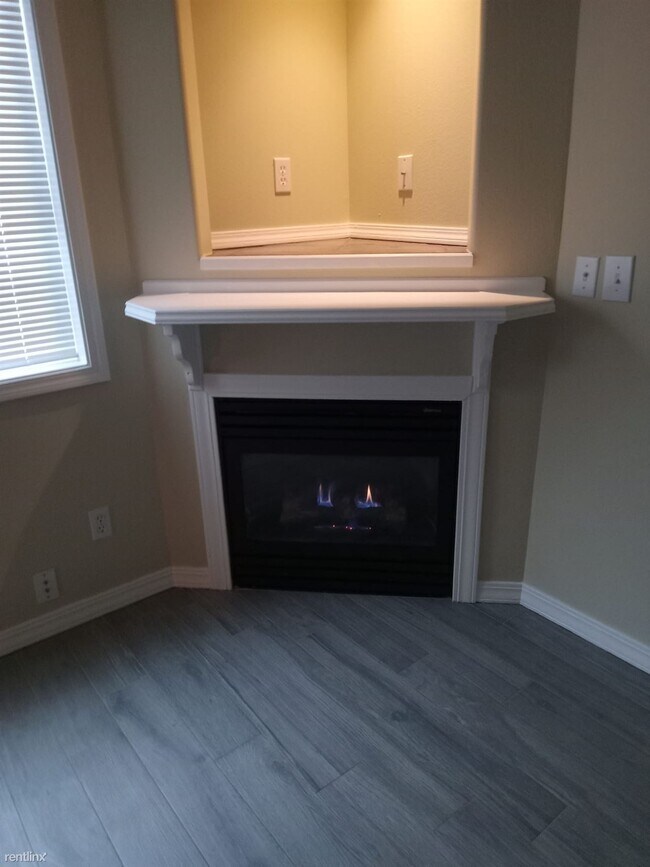 Foto del edificio - 3 br, 2.5 bath Duplex - 10210 Park Avenue ...