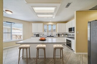 Building Photo - 3710 N Autrey Ct