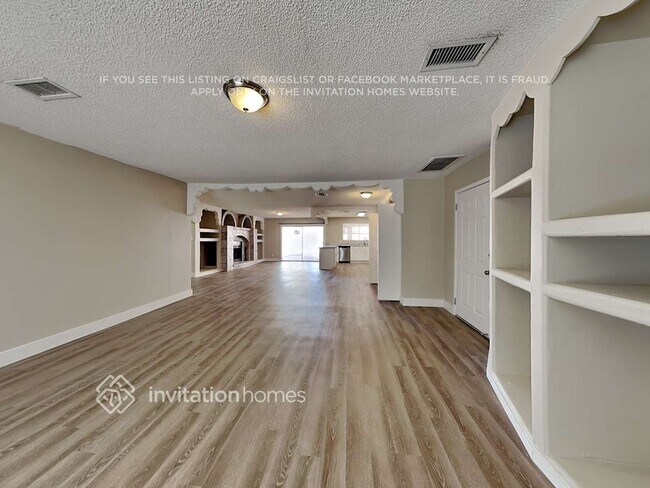 Building Photo - 17435 N 29th Ave