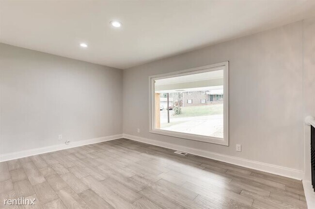 Building Photo - 4 br, 3 bath House - 2772 Williamsburg Way