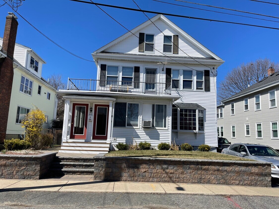 15 Hosmer St, Watertown, MA 02472 House Rental in Watertown, MA