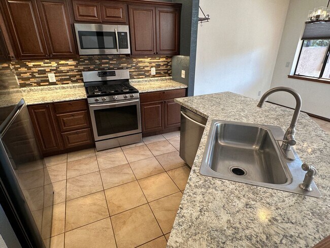 Foto del edificio - TOWNHOME - WEST SEDONA - VISTA MONTANA
