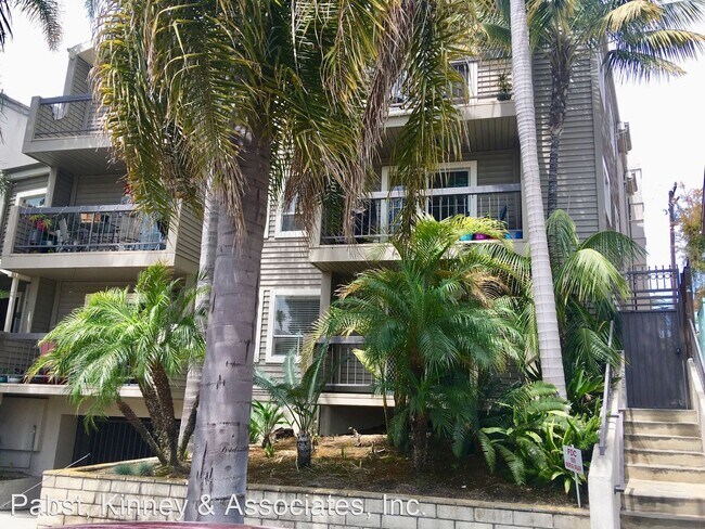 Building Photo - 109 Mira Mar Ave