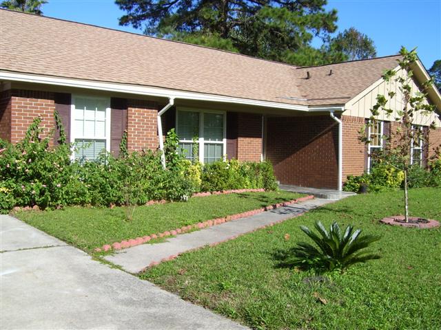 Building Photo - 802 Tibet Ave