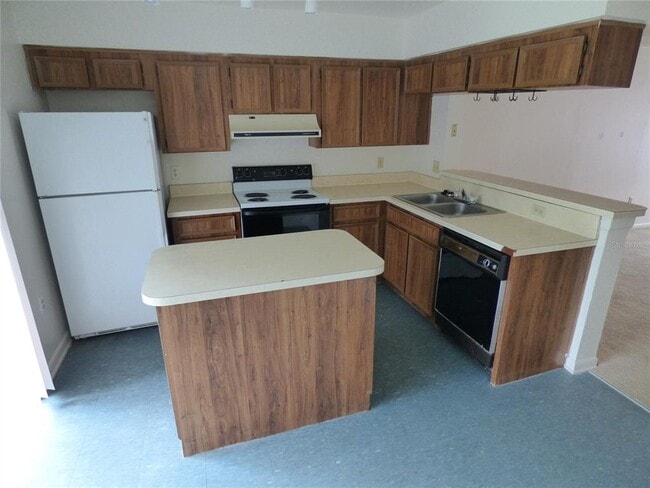 Building Photo - 12191 Napiers Cir