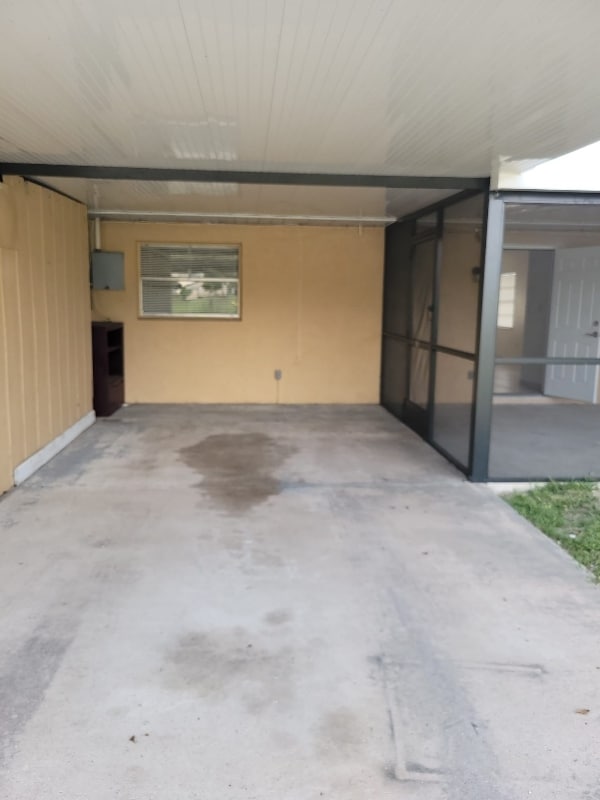 Building Photo - 119 Lake Rachard Dr