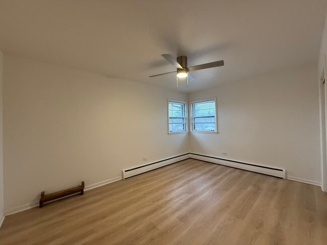 Foto del edificio - 7762 Madison St