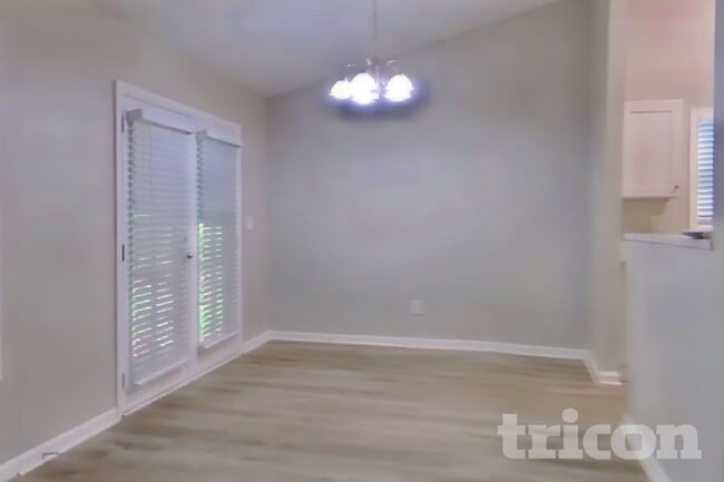 Building Photo - 4486 Lindsey Dr SW