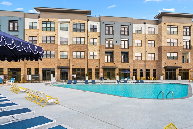 Building Photo - Keystone at Mebane Towne Center