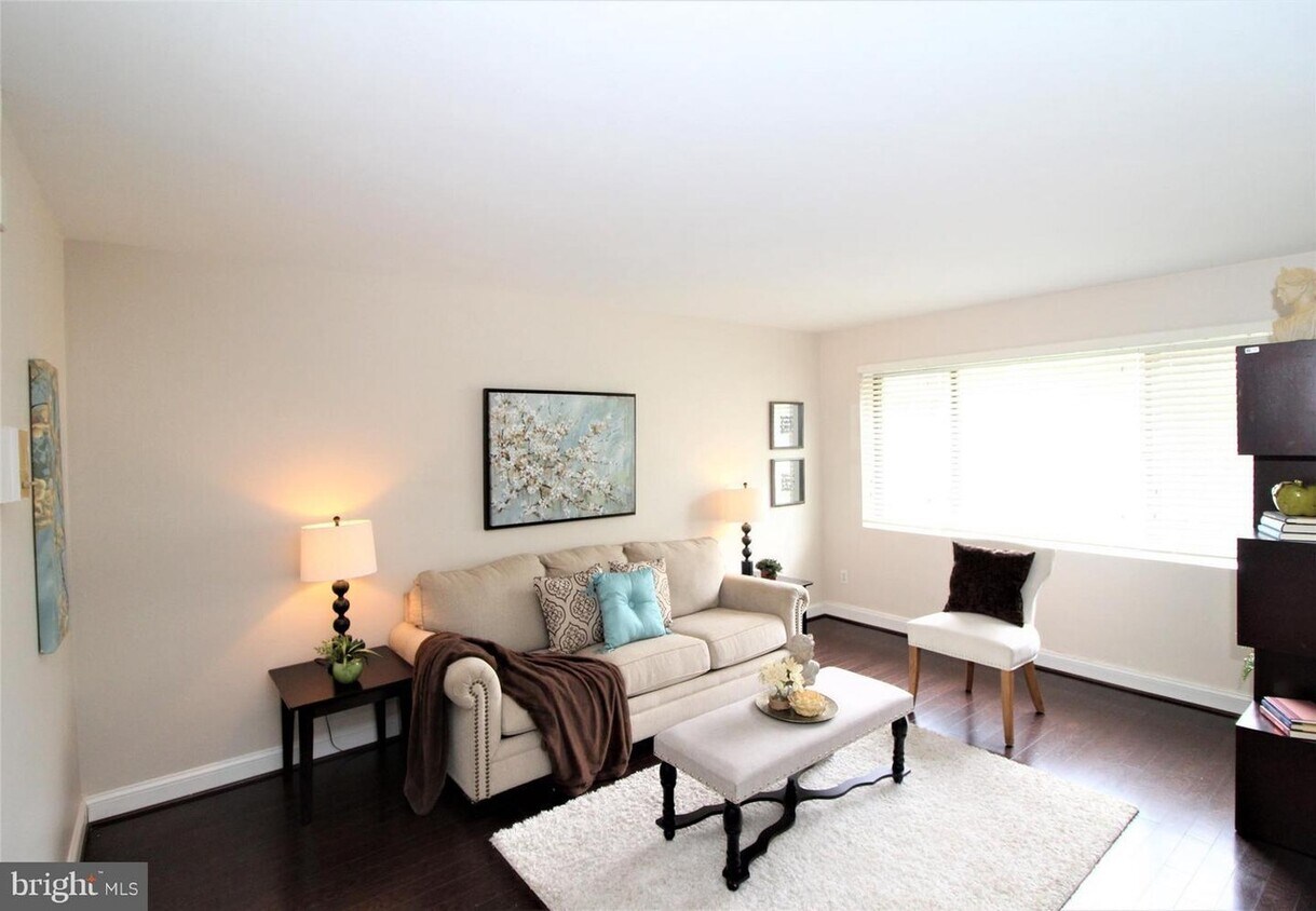 1031 Michigan Ave NE Unit 4, Washington, DC 20017 Apartments in